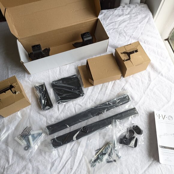 New in open box VIVO VESA Adapter Bracket for 2 monitor Screens MOUNT-VW02A - Picture 3 of 16